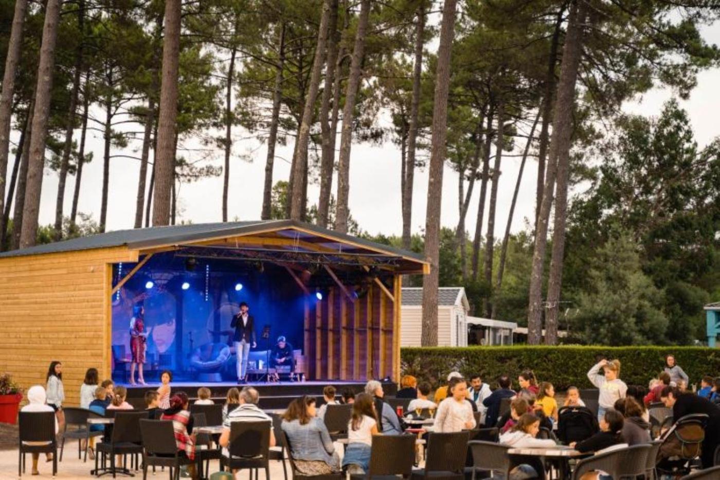 Sbvacances Tout Confort 2Ch Et 1Sdb, Environnement Calme Et Verdoyant Dans Camping 4 Etoiles Saint-Julien-en-Born Zewnętrze zdjęcie