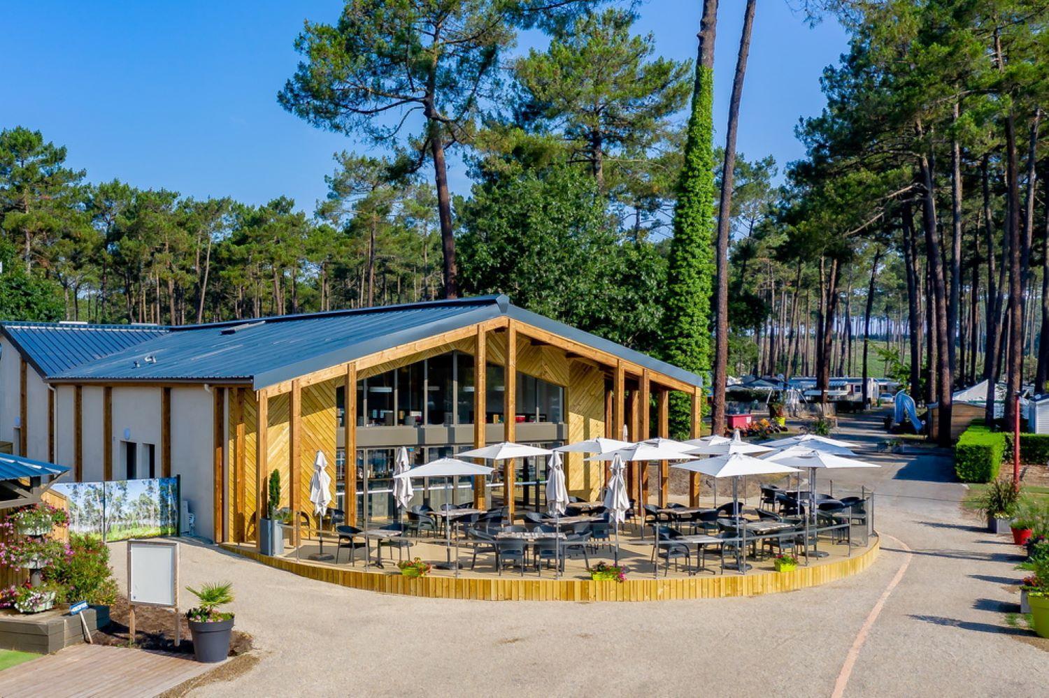 Sbvacances Tout Confort 2Ch Et 1Sdb, Environnement Calme Et Verdoyant Dans Camping 4 Etoiles Saint-Julien-en-Born Zewnętrze zdjęcie